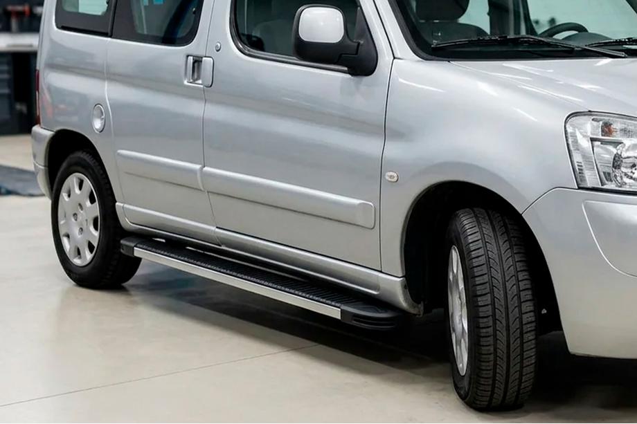 Peugeot Partner 1996–2008 Side steps Maya V1 (2 stuks, aluminium) Foto 2