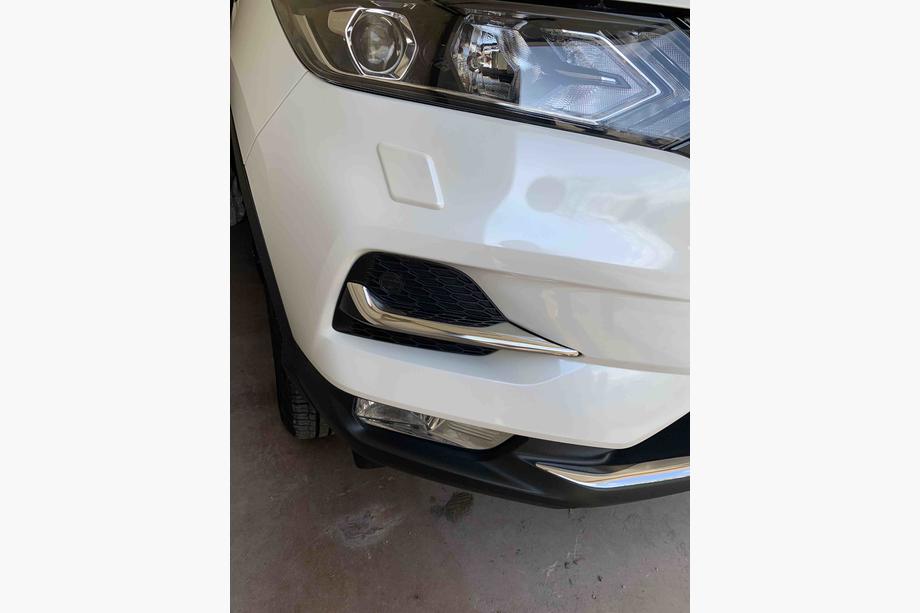 Nissan Qashqai 2014–2021 RVS mistlampomlijstingen (2017↗) OmsaLine - Italiaans roestvrij staal Image
