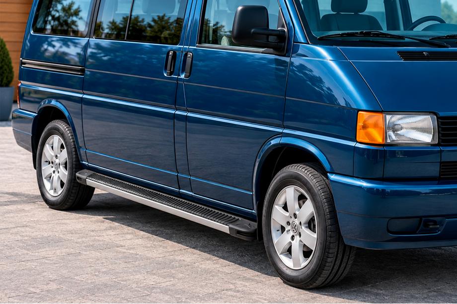 Volkswagen T4 Caravelle/Multivan 1990–2003 Maya side steps (2 stuks, aluminium) Lange wielbasis Image