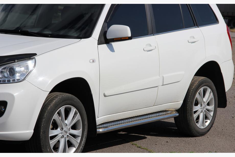 Chery Tiggo 1 2005–2016 Premium side steps (2 st., RVS) Image