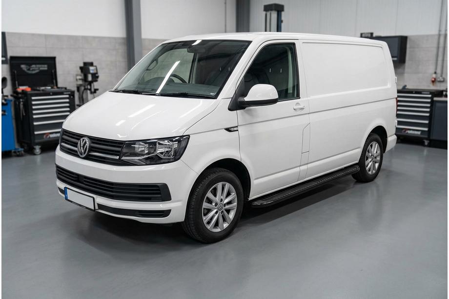 Volkswagen T6 2015–2024 Side steps Tayga Black (2 stuks, aluminium) Alleen voor korte wielbasis Foto 1