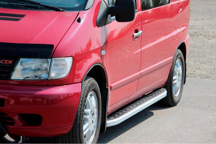 Mercedes Vito W638 1996–2003 Fullmond side steps (set van 2, aluminium) Foto 6