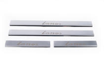 Daewoo Lanos 1998–2017 Carmos V1 instaplijsten (4 stuks, RVS) foto 2