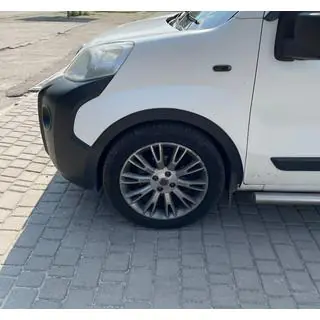 Wielkastverbreders (set van 4, zwart) Peugeot Bipper 2008–2017 foto 1