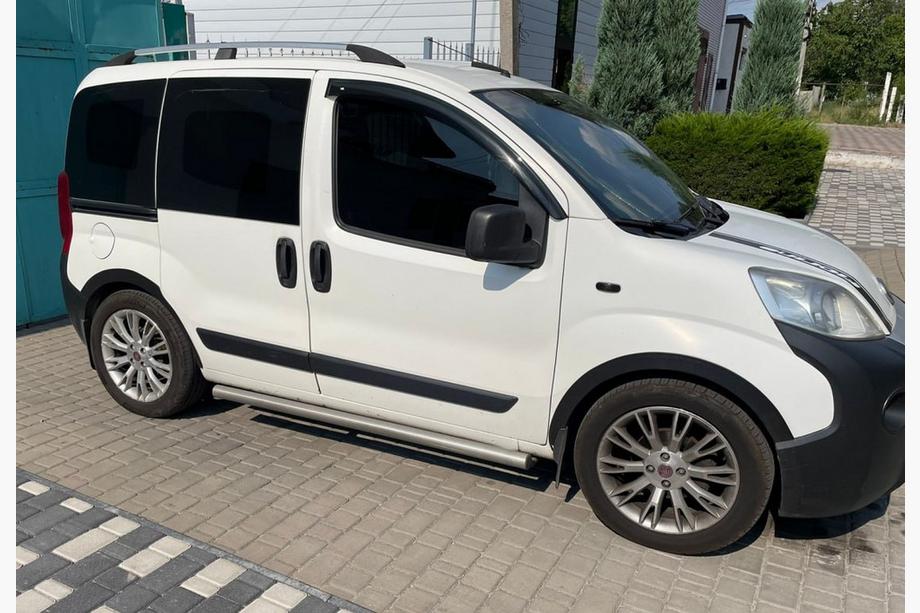 Peugeot Bipper 2008–2017 Wielkastverbreders (set van 4, zwart) 2-deurs, metaal Foto 7