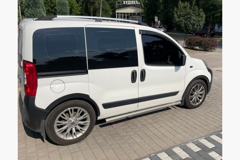 Peugeot Bipper 2008–2017 Wielkastverbreders (set van 4, zwart) 2-deurs, metaal Foto 8