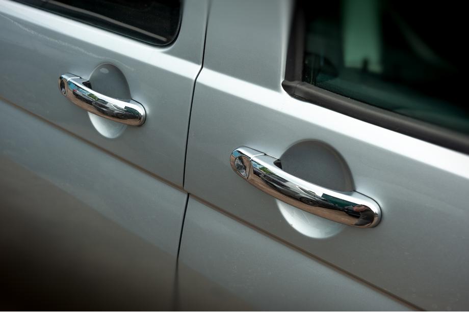 Volkswagen T6 2015–2024 RVS deurgreep covers 3 stuks. OmsaLine - Italiaans roestvrij staal Image