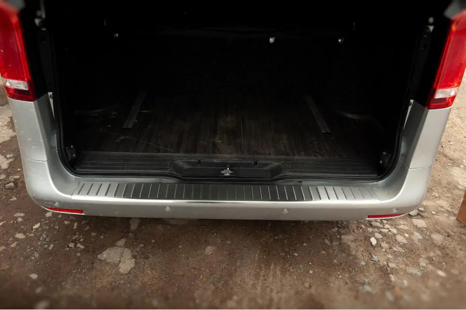 Mercedes Vito/V-klasse W447 2014– OmsaLine RVS achterbumperbeschermer Image