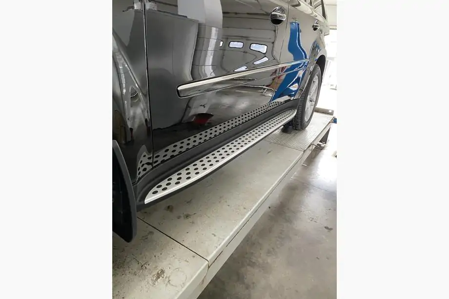 Mercedes GL-klasse X164 2006–2012 Side steps origineel design Foto 3