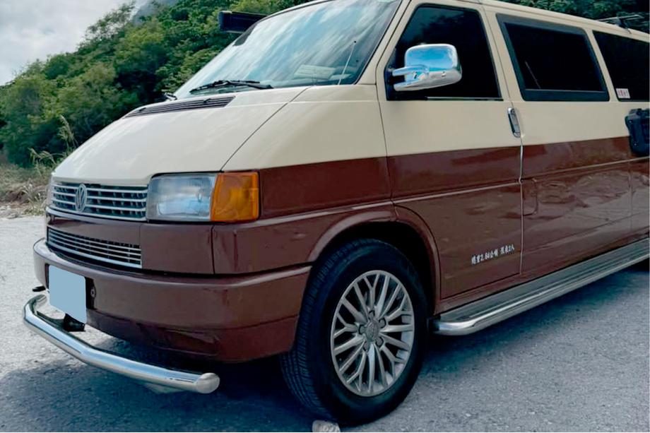 Volkswagen T4 Transporter 1990–2003 Premium side steps (2 st., RVS) Lange wielbasis, 60 mm Foto 5