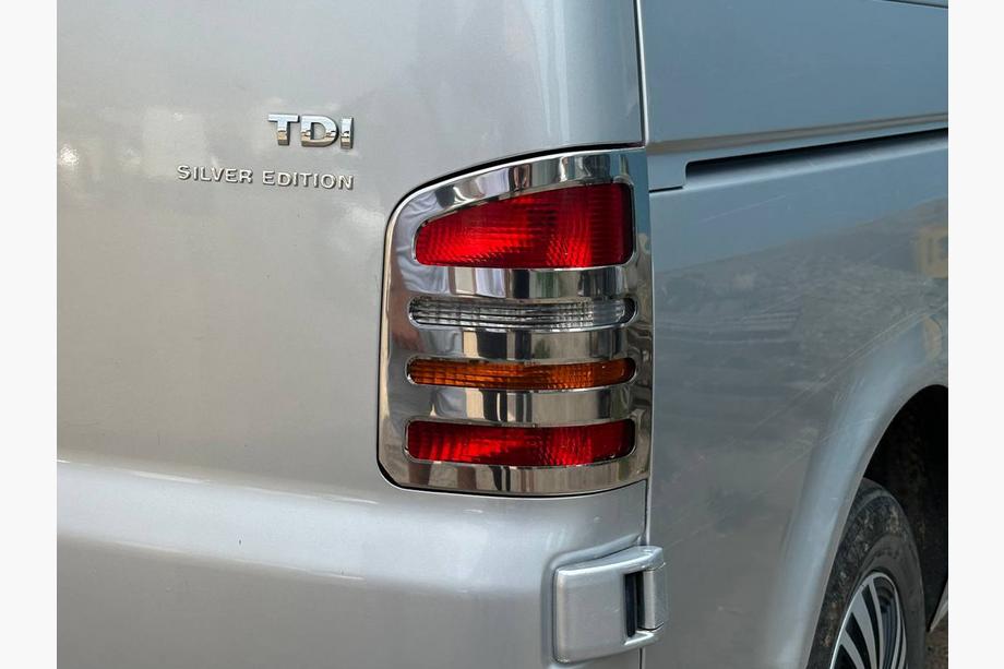 Volkswagen T5 Multivan 2003–2010 Achterlicht sierlijsten (2 st., RVS) 1 deur, OmsaLine - Italiaans roestvrij staal Foto 2