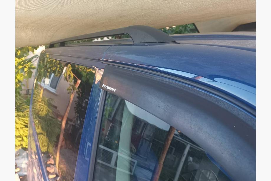 Volkswagen T5 Multivan 2003–2010 Zwarte dakrails Korte wielbasis, metalen voeten Foto 18