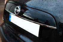 Nissan Juke 2010–2019 Chromen strip boven kenteken (RVS) OmsaLine - Italiaans roestvrij staal foto 3