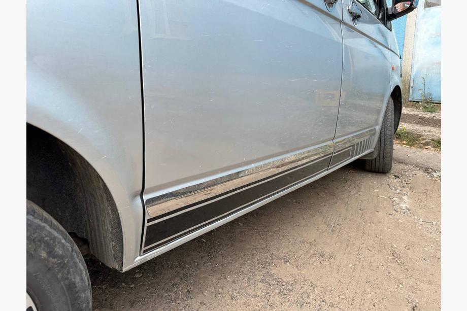 Volkswagen T5 2010–2015 Deurstrips (RVS, chroom) 1 deur, korte versie, OmsaLine - Italiaans roestvrij staal Foto 19