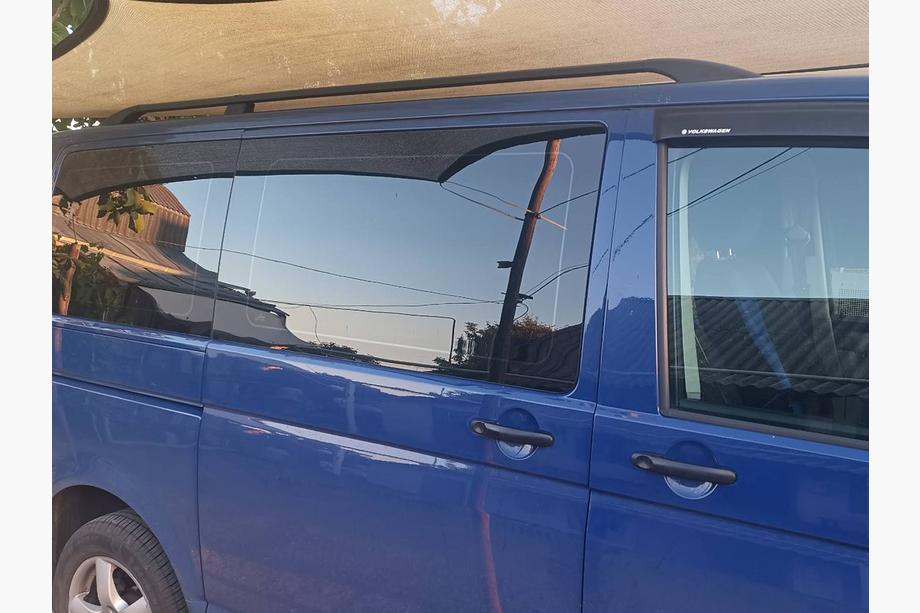 Volkswagen T5 2010–2015 Zwarte dakrails Korte wielbasis, metalen voeten Foto 18