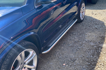 Volkswagen Tiguan 2007–2016 Maydos V2 side steps (2 st., RVS) foto 3