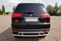 Mitsubishi Pajero Sport 2008–2015 Achterbeschermbeugel AK002-2 (2 stuks, RVS) foto 4