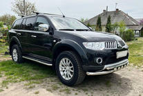 Mitsubishi Pajero Sport 2008–2015 RVS voorbumperbescherming ST015 foto 1