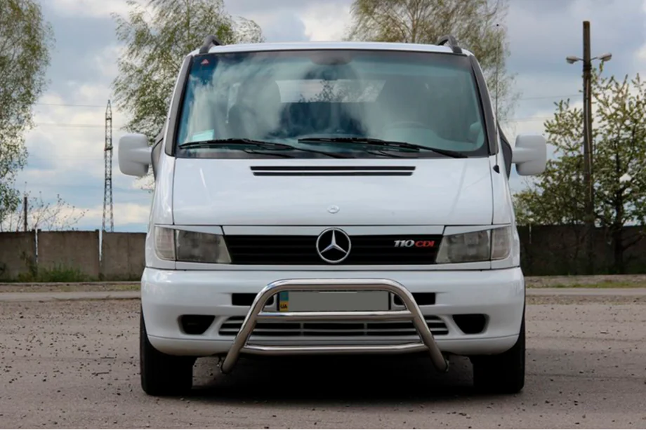 Mercedes Vito W638 1996–2003 Bullbar WT022 (RVS) Image
