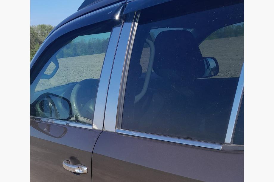 Volkswagen Amarok 2010–2022 Raamomlijsting (4 strips, RVS) Foto 5