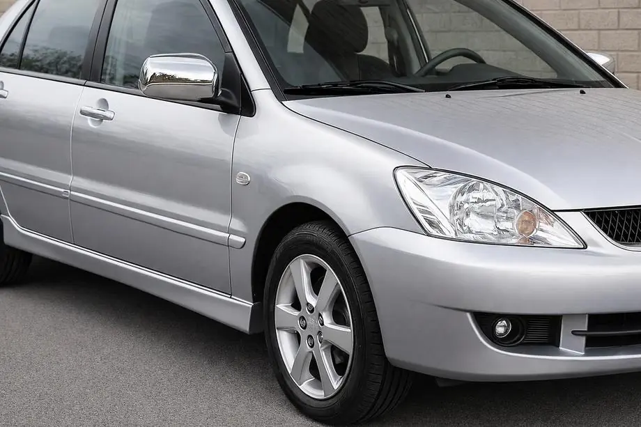Mitsubishi Lancer 9 2004–2008 Spiegelkappen set (2 stuks) Image