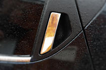 Nissan Juke 2010–2019 Chroom deurgreep covers (set van 4) Met uitsparing voor chip, Carmos - Turks staal foto 3
