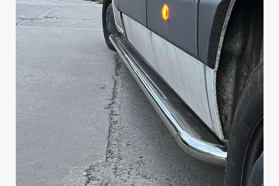 Opel Movano 2010–2021 Premium side steps (2 st., RVS) 60 mm, korte wielbasis Image