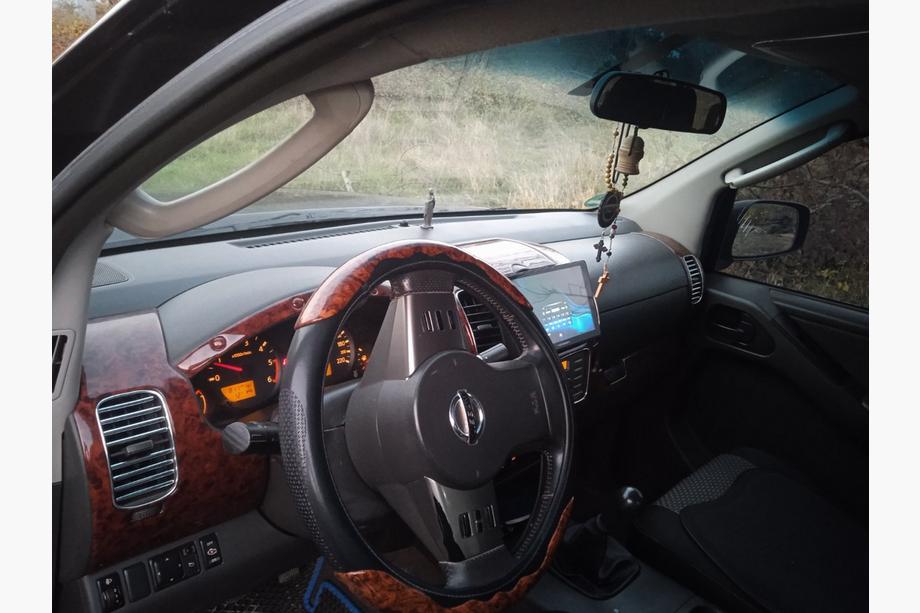 Nissan Navara 2006–2015 Interieur tuning (12-delige set) Foto 5