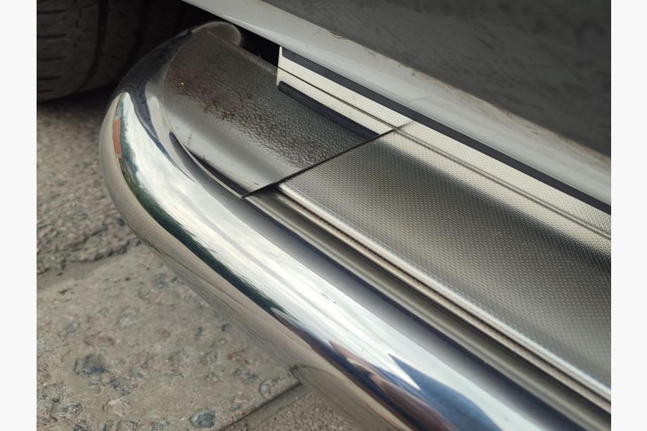 Opel Vivaro 2001–2015 Premium side steps (2 st., RVS) 60 mm, lange wielbasis Foto 13