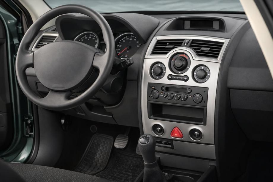 Renault Megane II 2004–2009 Dashboard sierlijsten set 6-delig (Meric, Turkije) Image