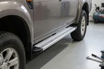 Mazda BT-50 2007–2012 Zijtreden Maya V2 (set van 2, aluminium) foto 1