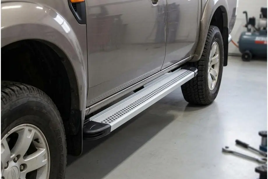 Mazda BT-50 2007–2012 Zijtreden Maya V2 (set van 2, aluminium) Image