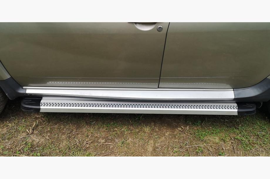 Renault Duster 2008–2017 Zijtreden Maya V2 (set van 2, aluminium) Foto 3