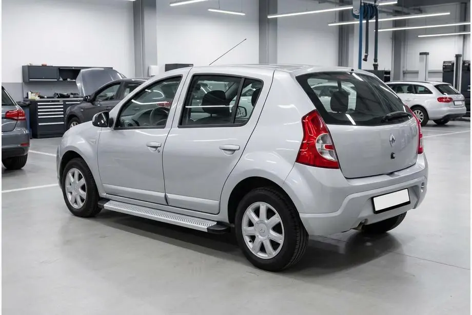 Renault Sandero 2007–2013 Zijtreden Maya V2 (set van 2, aluminium) Image