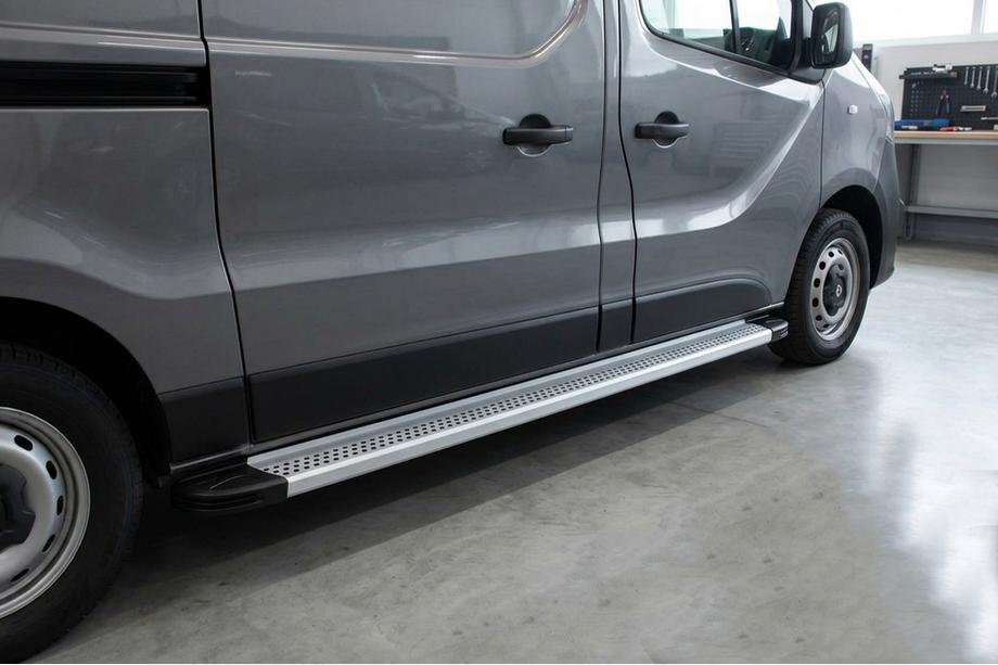 Renault Trafic 2015– Zijtreden Maya V2 (set van 2, aluminium) Image