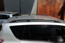 Toyota Rav 4 2006–2013 Zwarte Turkse dakrails Korte wielbasis, kunststof steunen foto 6