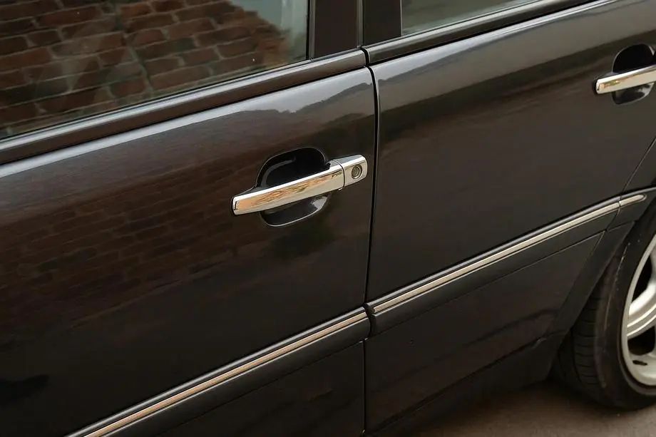 Mercedes C-klasse W202 1993–2001 Deurgreep covers (set 4 stuks, RVS) Image