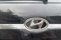 Hyundai Tucson JM 2004– Embleem (zelfklevend, 125 mm (65 mm)) foto 1