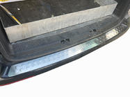 Volkswagen T5 Caravelle 2004–2010 Rechte achterbumper beschermlijst (Omsa, RVS) Mat foto 1