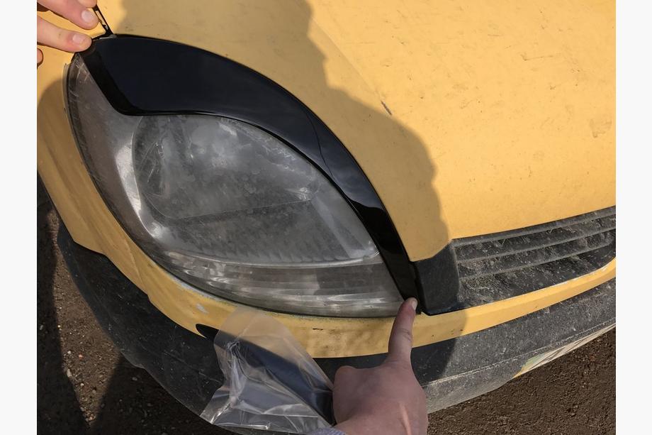 Renault Kangoo 1998–2008 Koplampwimpers (2 stuks, zwart ABS) (2003-2008) Foto 2