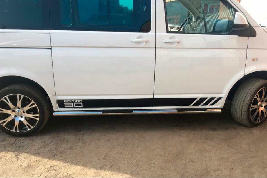 Volkswagen T5 Multivan 2003–2010 Sidebars (set van 2, RVS) 70 mm, korte wielbasis Foto 9