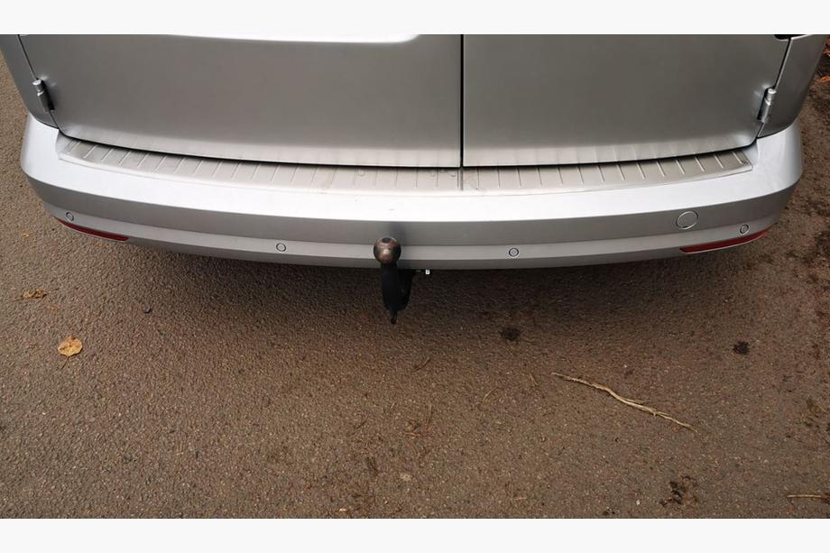Volkswagen Caddy 2015–2020 OmsaLine RVS achterbumper sierlijst Foto 3