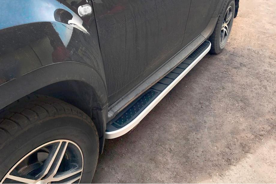 Renault Duster 2008–2017 Tayga V2 side steps (2 stuks, aluminium) Foto 1
