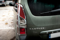 Citroen Berlingo 2008–2018 Hoek-achterlichtcovers (set 2 stuks, kunststof) foto 2