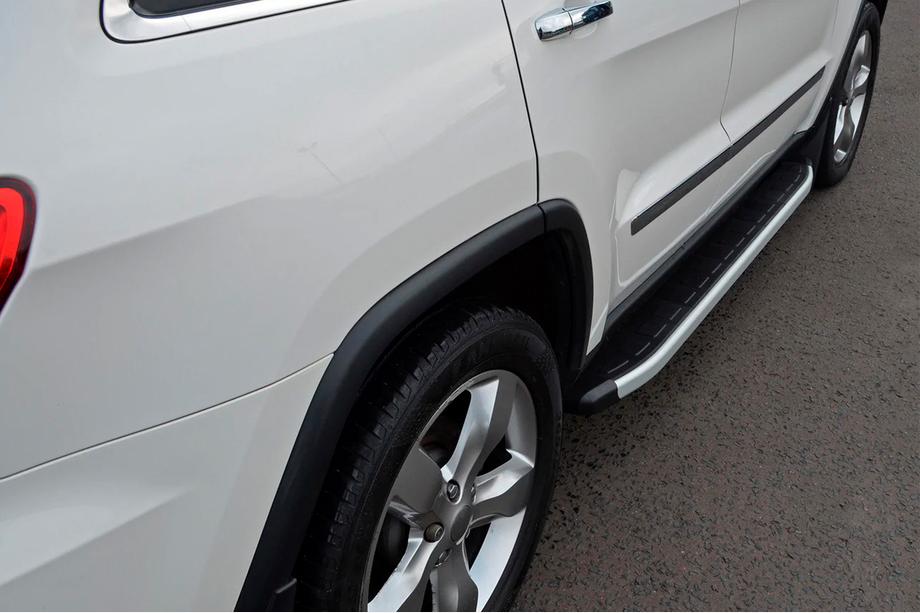 Jeep Grand Cherokee WK2 2010–2021 Fullmond side steps (2 stuks, aluminium) Foto 3