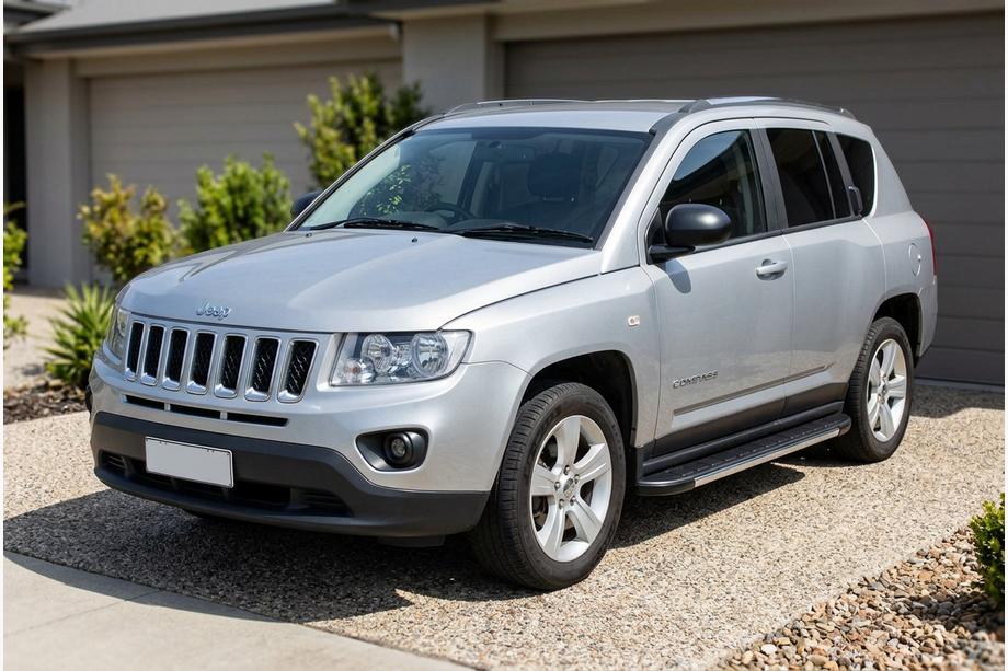 Jeep Compass 2006–2016 Side steps RedLine V1 (2 stuks, aluminium) Image