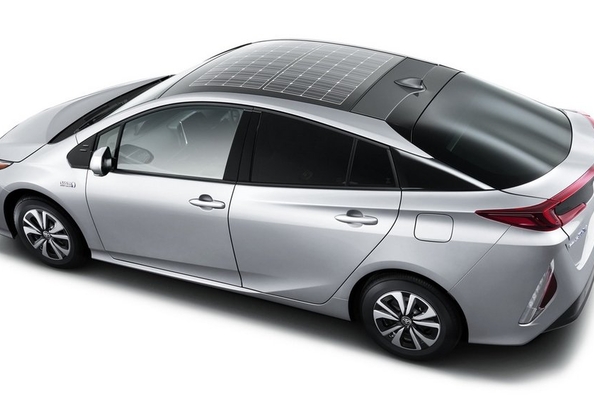 Panasonic start productie van zonnecellen voor auto's