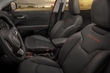 Review van de Jeep Compass Trailhawk-serie crossover foto 4