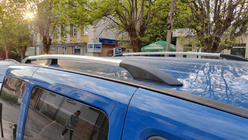 Fiat Doblo I 2005–2010 Chromen dakrails Standaard basis, kunststof voeten foto 2
