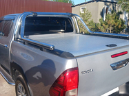 Toyota Hilux 2015– RVS rolbeugel voor laadbak 70 mm foto 3